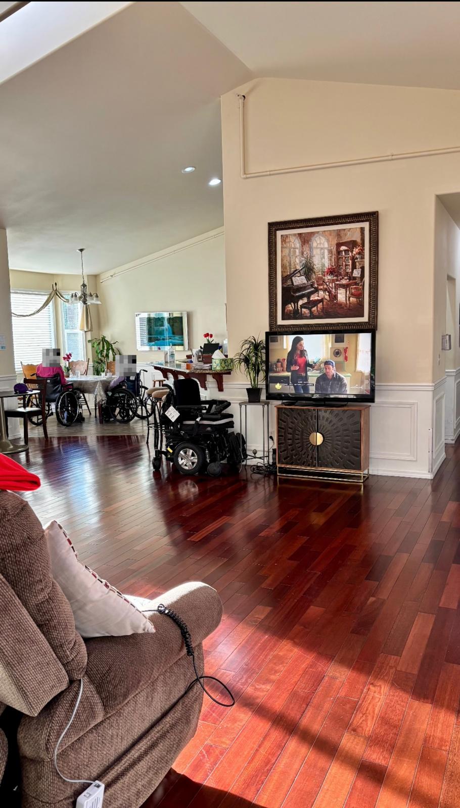 Edmonds Villa living room