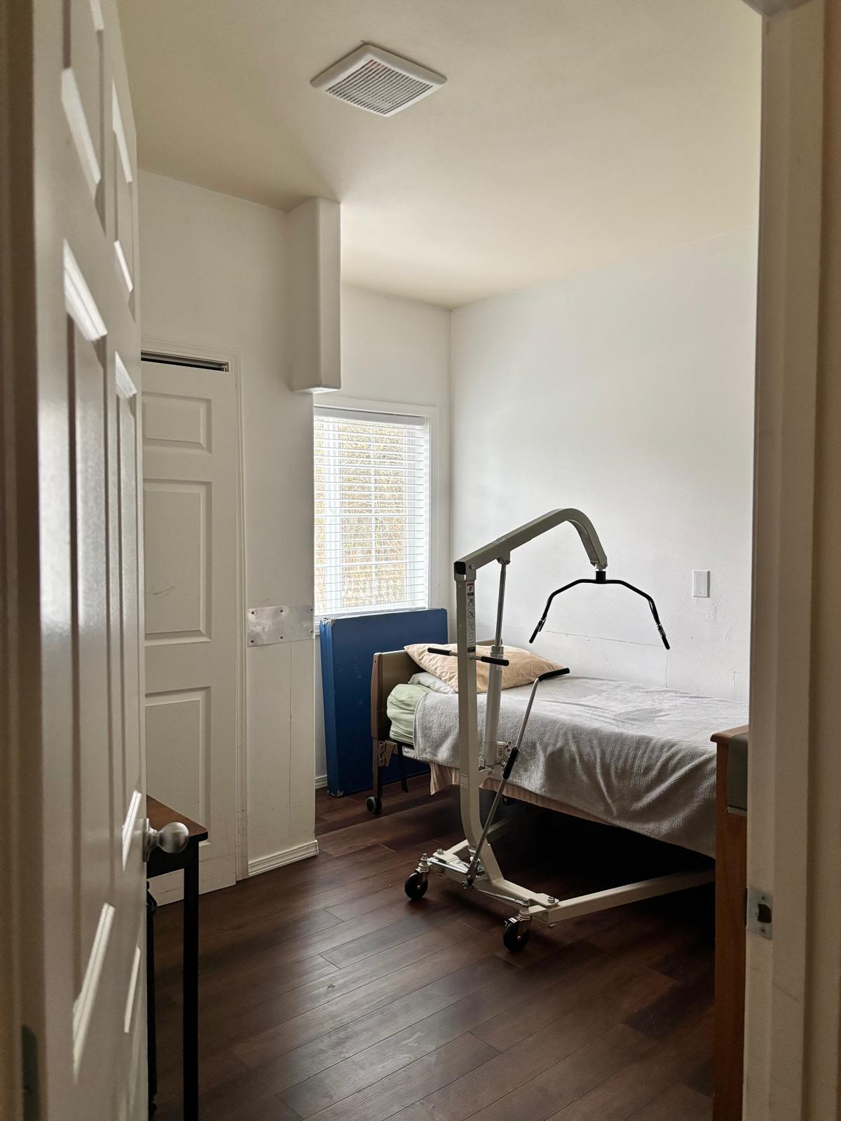 Edmonds Villa bedroom