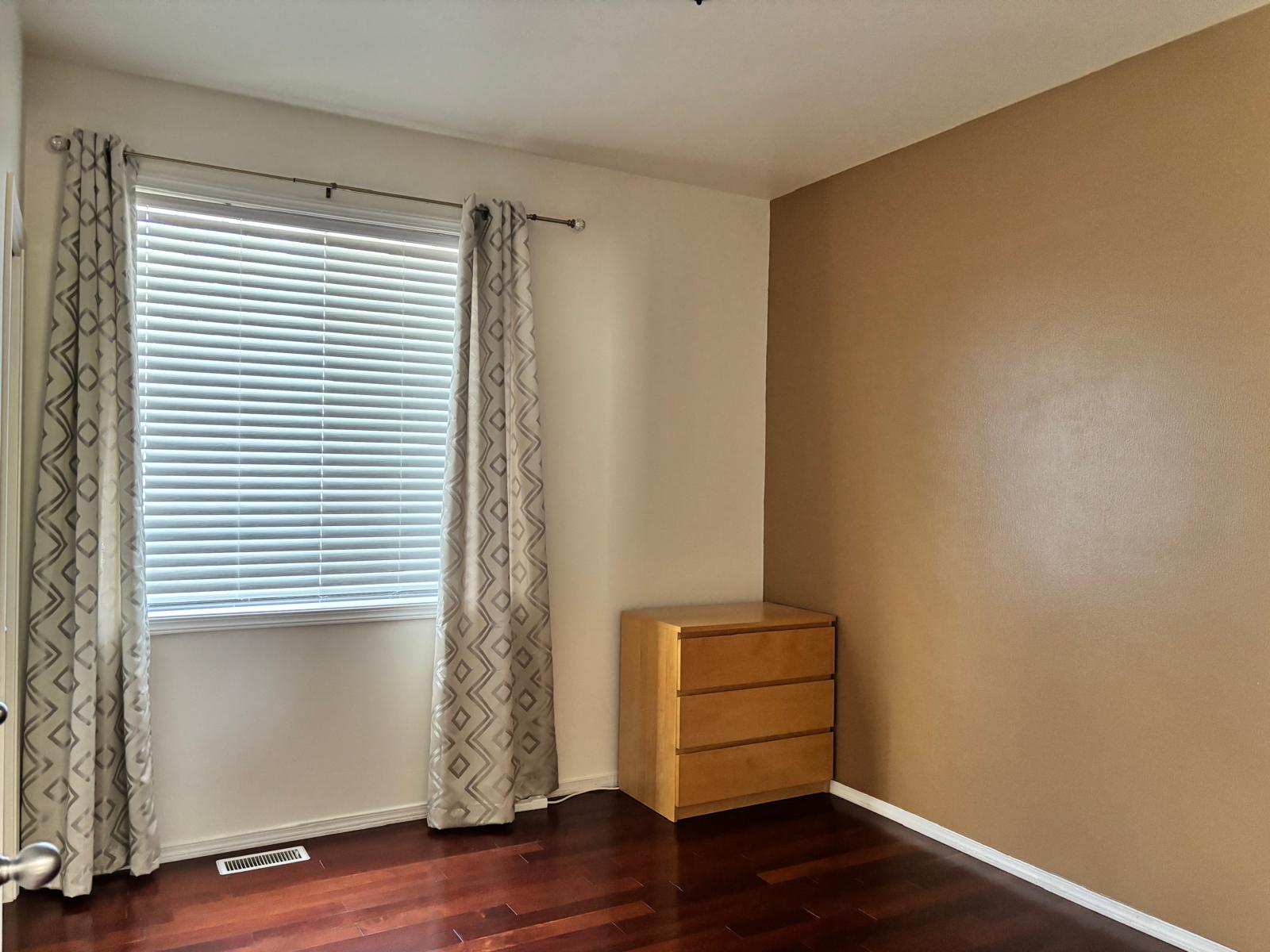 Private resident room at Edmonds Villa